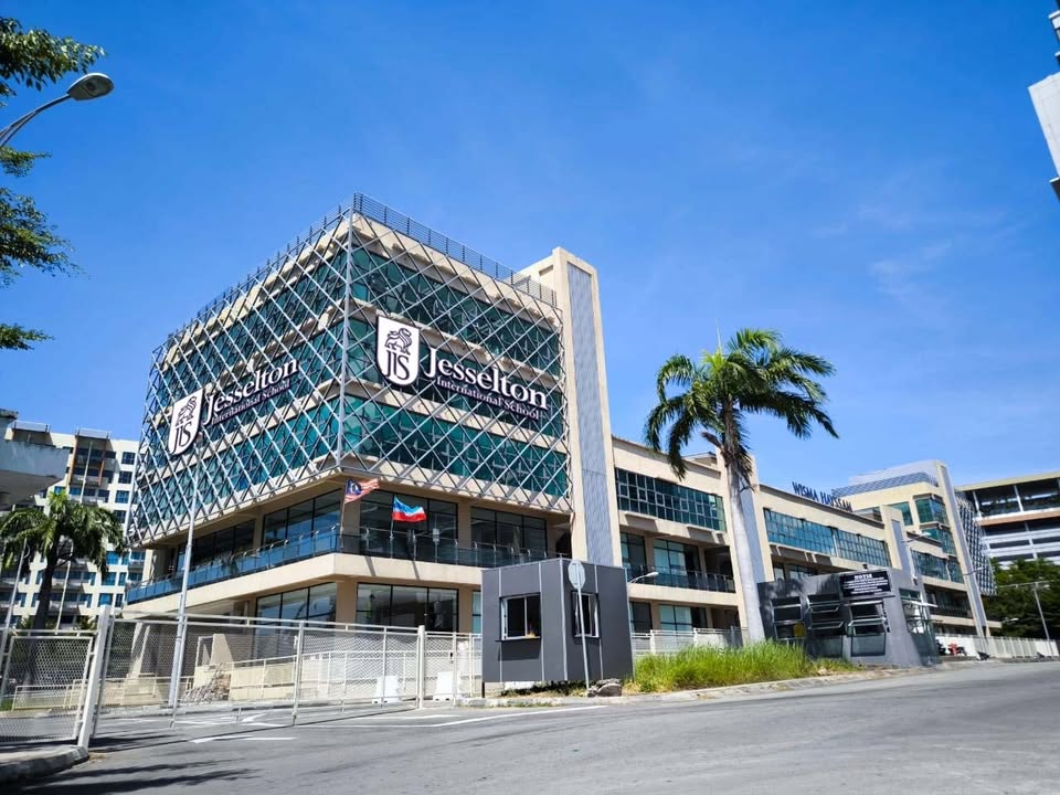 馬來西亞杰斯頓國際學校